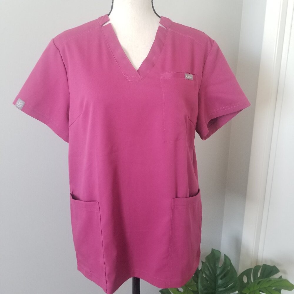 NiaaHinn scrub top S